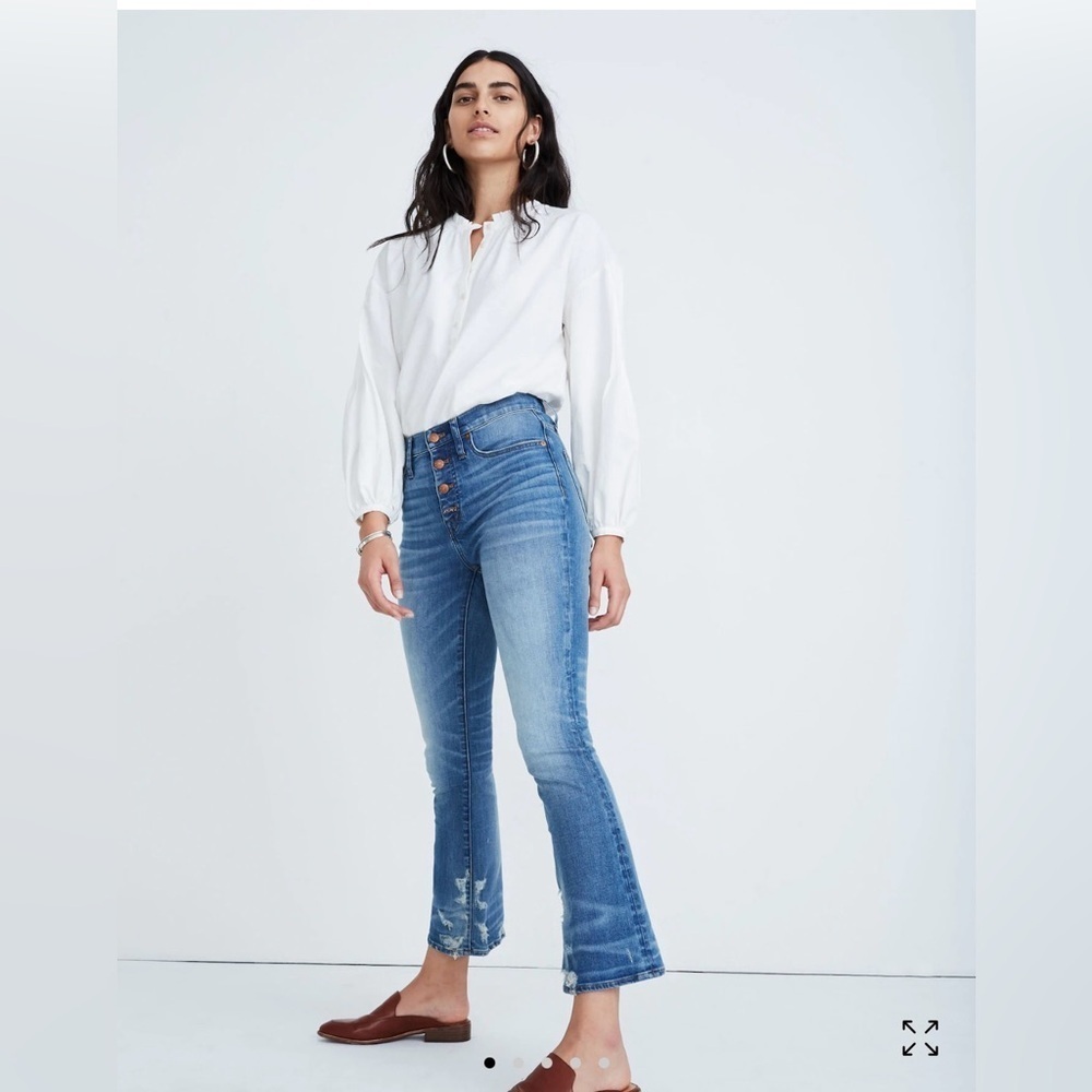 Madewell Petite Cali Demi-Boot Jeans in Bess Wash: 4 Button-Front Edition Sz 26